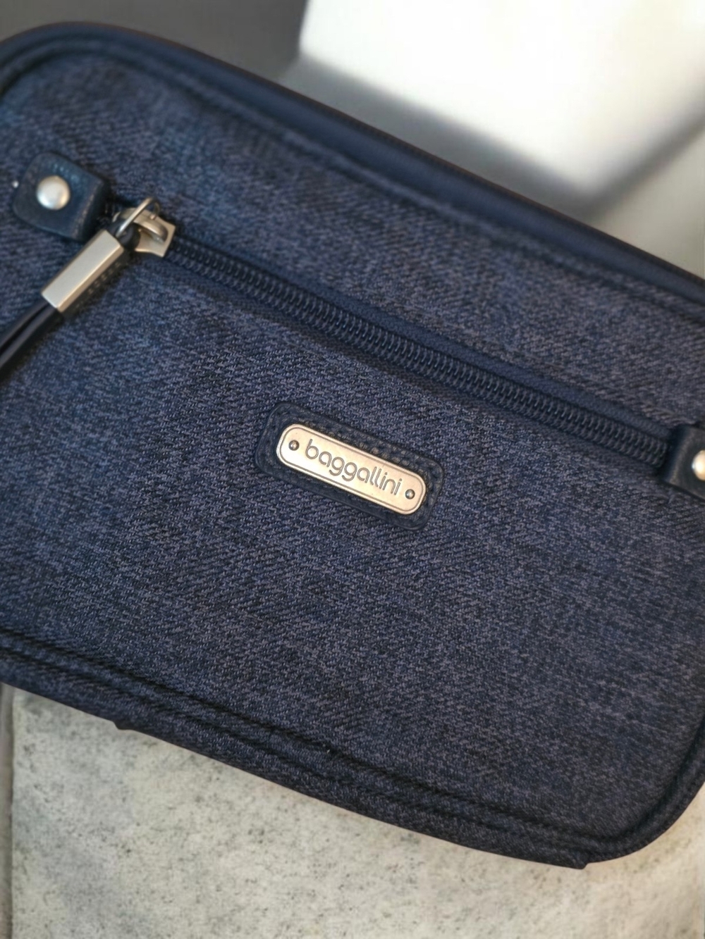 Baggallini Navy Blue Denim Crossbody Bag - Compact Everyday Carry - Picture 6 of 15